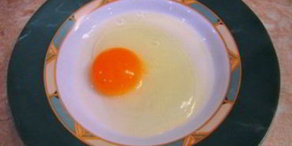 Шаг 1: сыра на сковороде