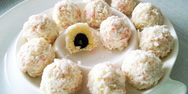 Рецепт сырных шариков с маслинами