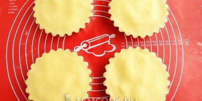 Шаг 13: песочных тарталеток с пудингома и сливого