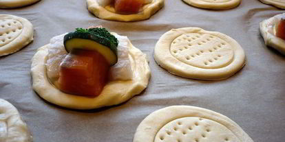 Шаг 9: рыбных тарталеток из слоеного теста