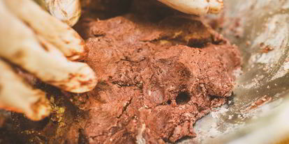 Шаг 2: шоколадных тарталеток