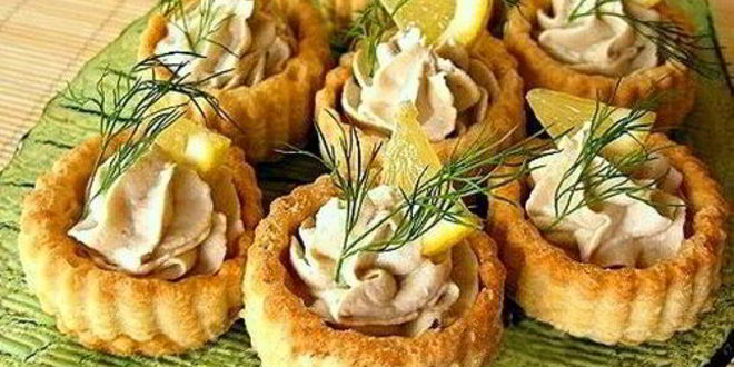 Рецепт сырных тарталеток с кунжутом