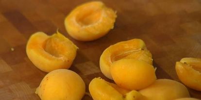 Шаг 5: тарталеток с абрикосами и фисташковым кремом