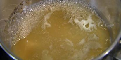 Шаг 2: тарталеток с двойным кремом и клубникой