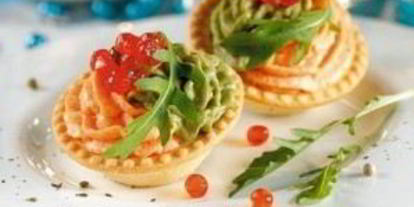 Шаг 4: тарталеток с икрой и маслом