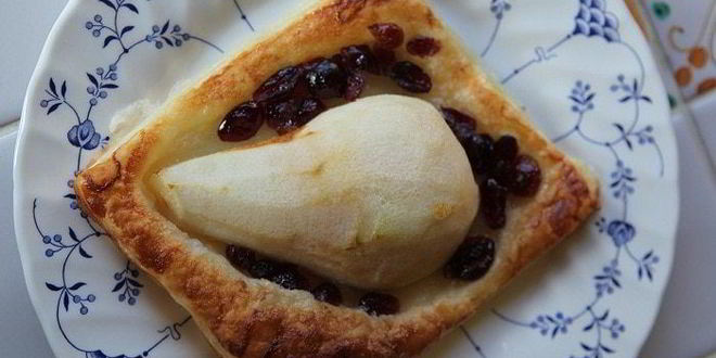 Рецепт тарталеток с карамелизированной грушей и клюквой