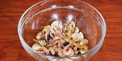 Шаг 4: тарталеток с креветками