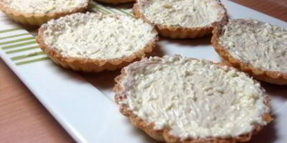 Шаг 2: тарталеток с малиновым желе и рисовым кремом