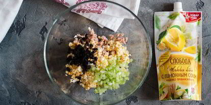 Шаг 2: тарталеток с тунцом и красной икрой