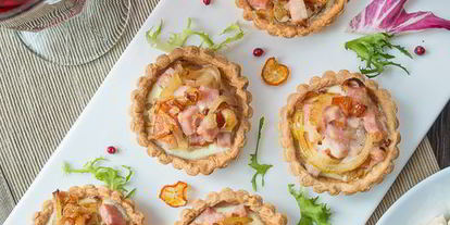 Шаг 22: тарталеток с ветчиной и луком