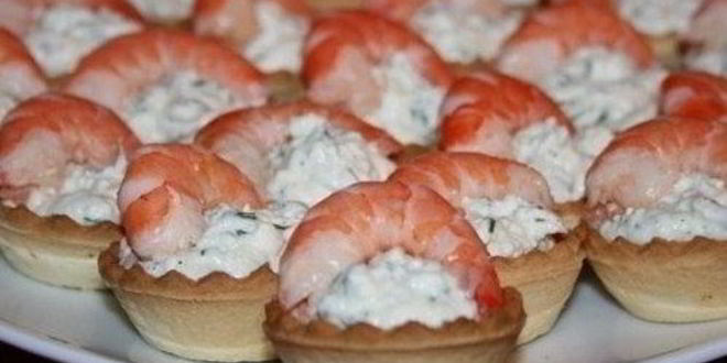 Рецепт Закусочных тарталеток с творогом и креветками