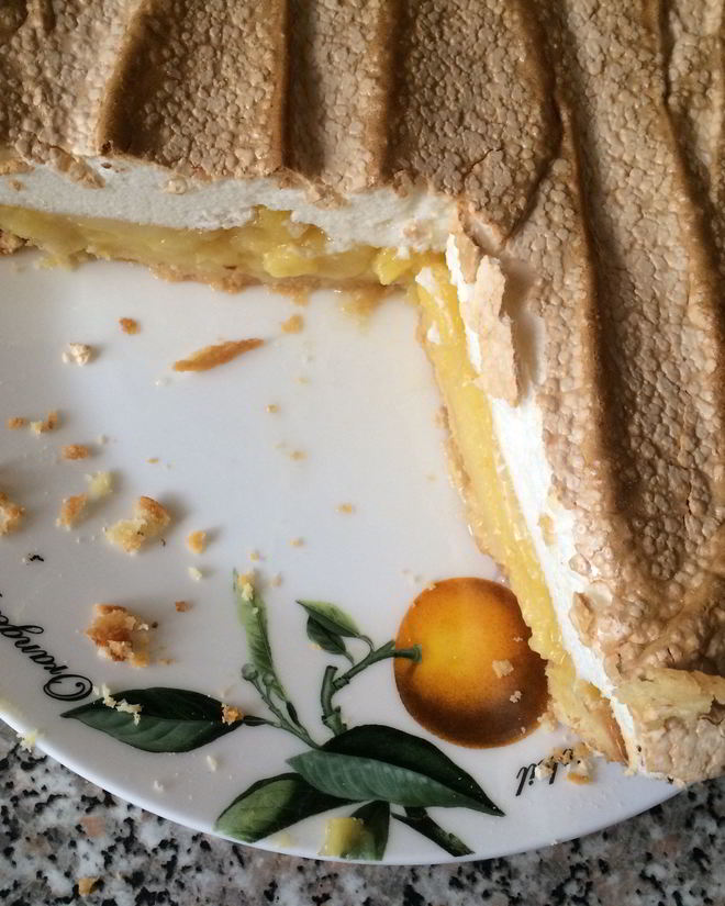 Рецепт лимонного тарта с меренгой