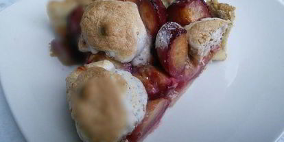 Шаг 12: сливового тарта с ореховым безе