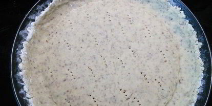 Шаг 2: сливового тарта с ореховым безе