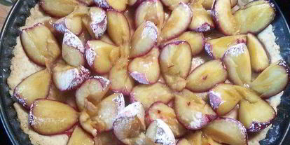 Шаг 6: сливового тарта с ореховым безе