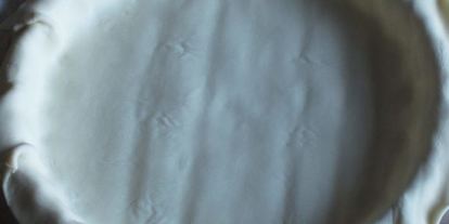 Шаг 3: тарта с грушами, изюмом и миндальными лепестками