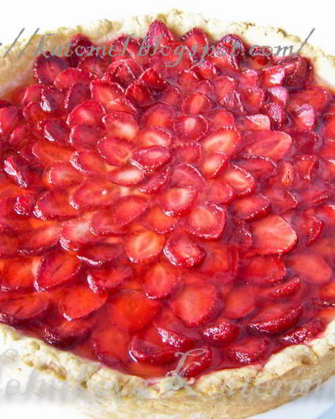 Рецепт тарта с клубникой и розмариновым кремом