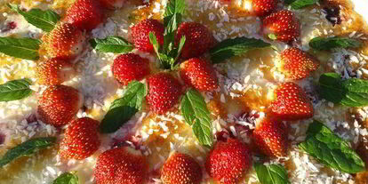 Шаг 10: тарта с клубникой