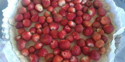 Шаг 6: тарта с клубникой