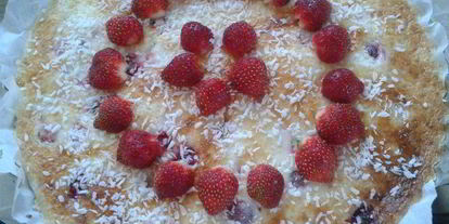 Шаг 9: тарта с клубникой