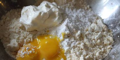 Шаг 1: тарта с миндальныма кремома и мариноваными грушами мечты