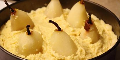 Шаг 13: тарта с миндальныма кремома и мариноваными грушами мечты