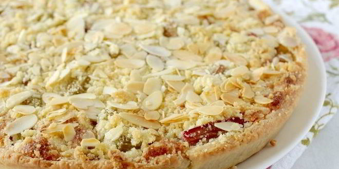 Рецепт тарта с ревенем и миндальныма кремома