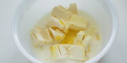 Шаг 1: тарта с ревенем и миндальныма кремома