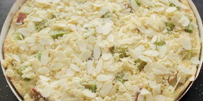 Шаг 10: тарта с ревенем и миндальныма кремома