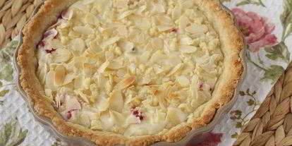 Шаг 8: тарта с рикоттой и брусникой