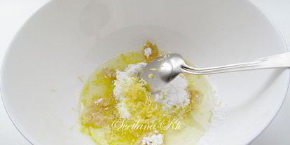 Шаг 2: тарта со сливами и марципанового заливкого