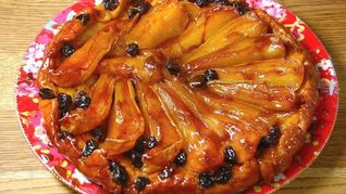 Рецепт Тарта татен с грушами и изюмом