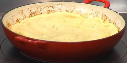 Шаг 9: тарта татен с грушами и изюмом