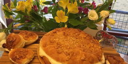 Шаг 11: тарта тропезьен с творожным кремом