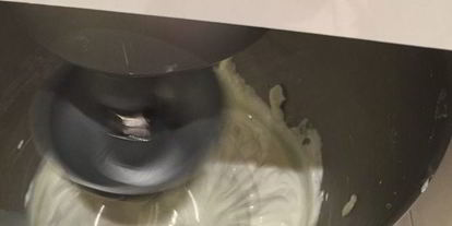 Шаг 6: тарта тропезьен с творожным кремом