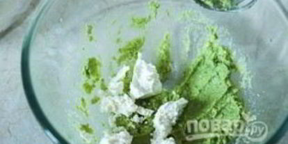 Шаг 1: тартинок с авокадо и печенью трески