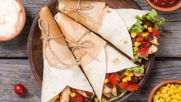 Рецепт Тортильи по-мексикански с кукурузой и фасолью