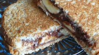 Рецепт Горячих тостов с бананом и шоколадом