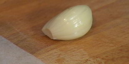 Шаг 2: хрустящих тостов с яйцом пашот под лимонным соусом