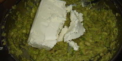 Шаг 1: тостов с авокадо и творогом