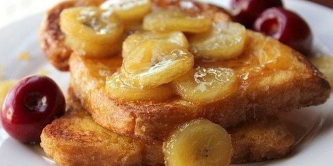 Рецепт тостов с бананом и карамелью