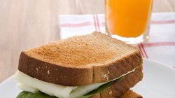 Рецепт Тостов с белковым омлетом и шпинатом