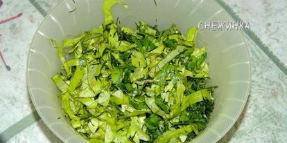 Шаг 2: тостов с руколой и яйцом, зеленью и редисом