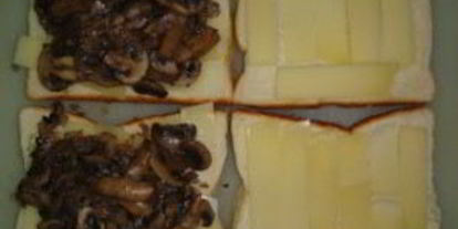 Шаг 3: тостов с сыром и грибами