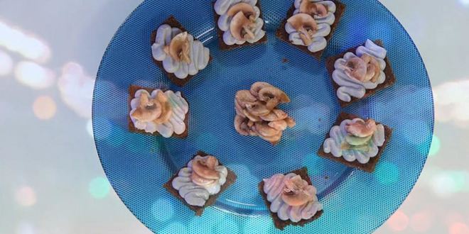 Рецепт Тостов с сыром и шампиньонами