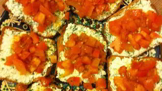 Рецепт Тостов с творогом, чесноком и зеленью