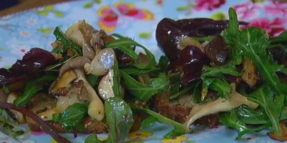 Шаг 6: жареных грибов на тостах