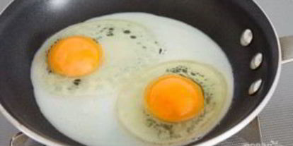 Шаг 1: глазуньи к завтраку