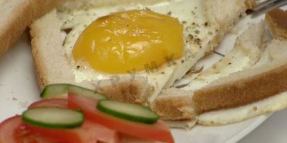 Шаг 5: идеальной яичницы для любимой на 8 марта