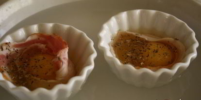 Шаг 2: романтической яичницы